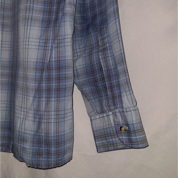 417 Van Heusen Men's Button Up Long Sleeve Shirt - Picture 8 of 8